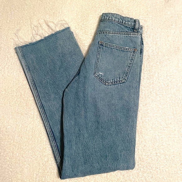 Zara Straight Leg Jeans - Picture 2 of 2
